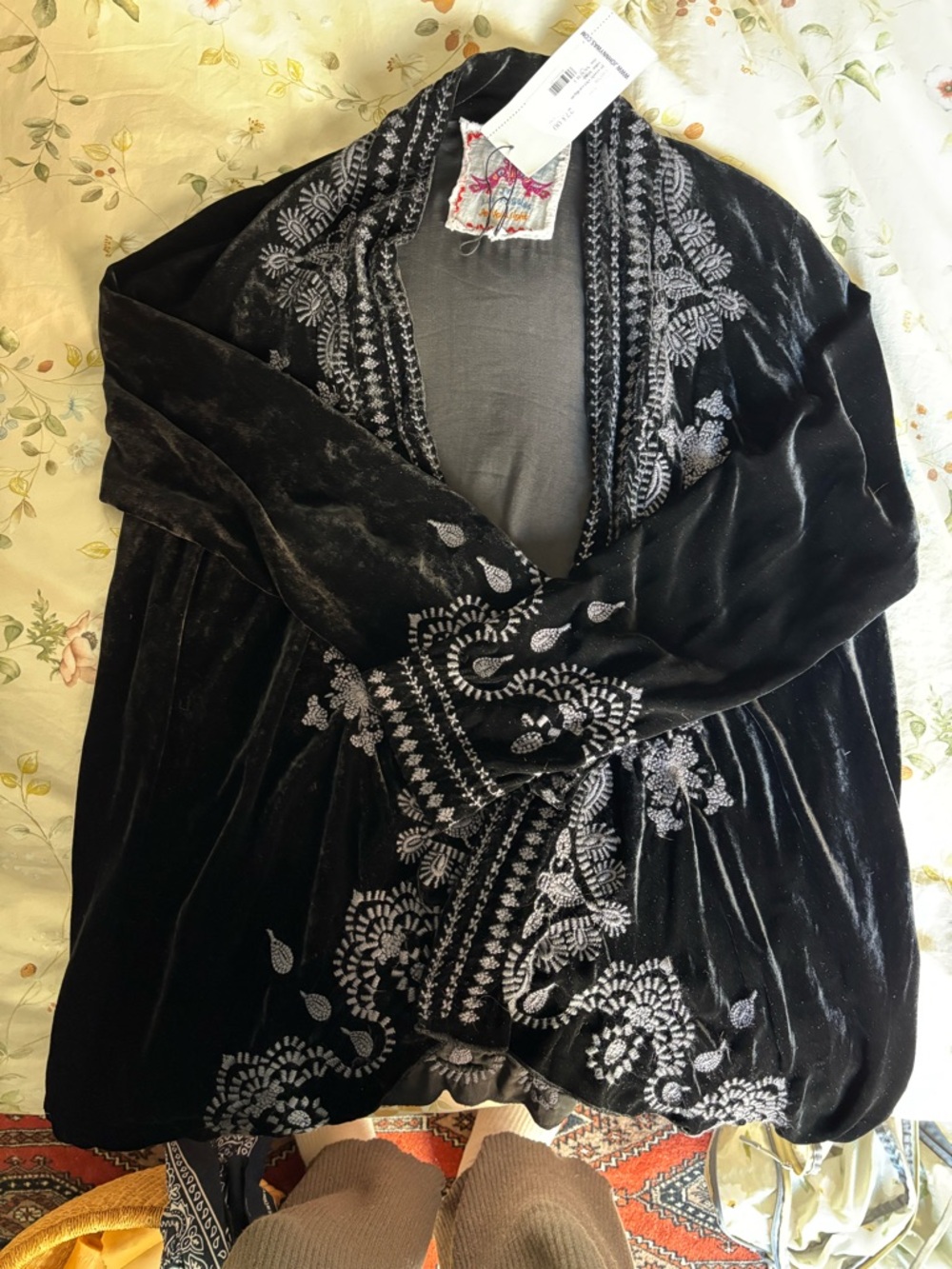 Johnny Was Everly cardigan Black and Gray Velvet with Patterned Trim NWT small